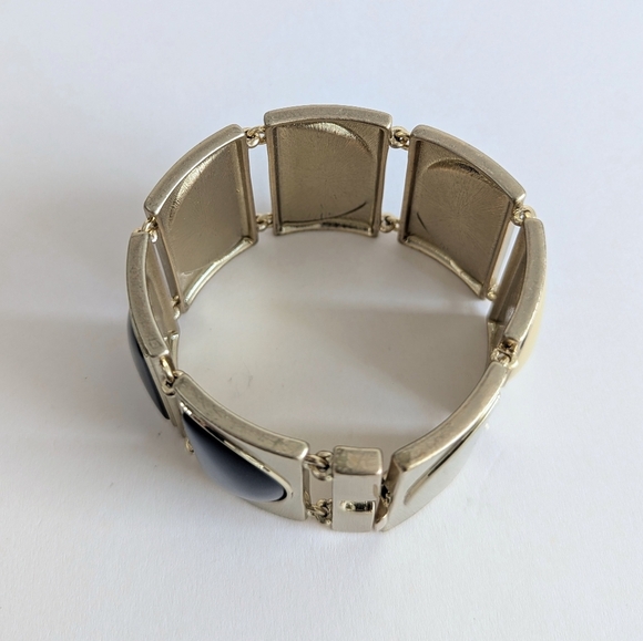 Jewelmint Wide Gold Tone Link Bracelet Black White Cream Enamel Semi Circle - Picture 3 of 7